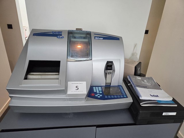 Brillenslijpmachine briot silver - afbeelding 1 van  20