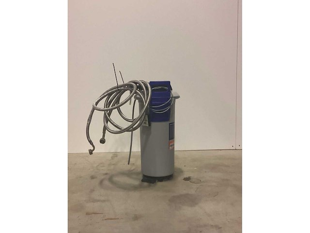 Brita ontkalkmachine - afbeelding 1 van  4