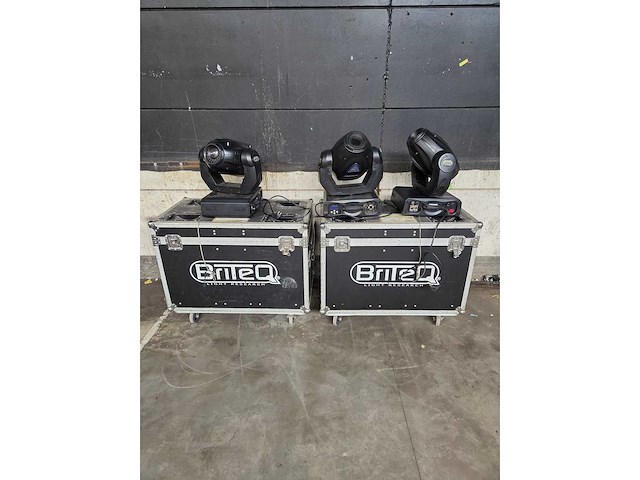Briteq - bt-275s - briteq moving head (3x) - afbeelding 1 van  6