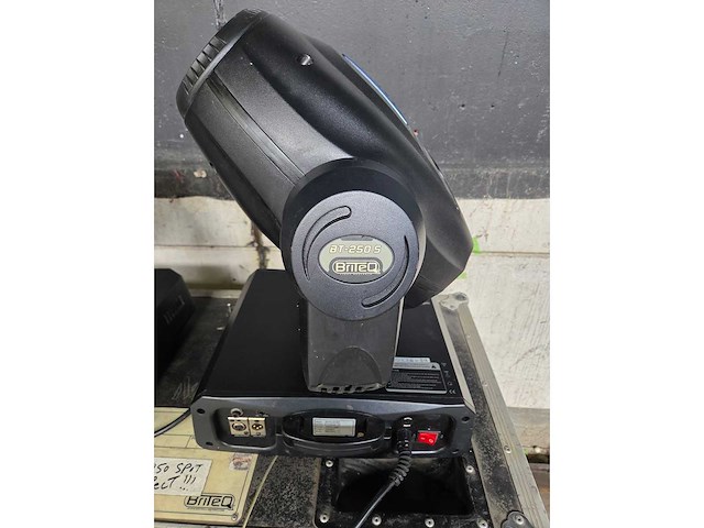 Briteq - bt-275s - briteq moving head (3x) - afbeelding 4 van  6