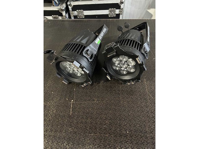 Briteq - pro beamer zoom - led pars (2x) - afbeelding 2 van  2