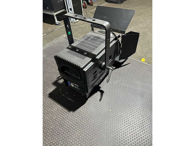 Briteq - theatremk2 - fresnel cob 250 w - afbeelding 2 van  2