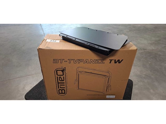Briteq - tv-panel - led-par - afbeelding 1 van  2