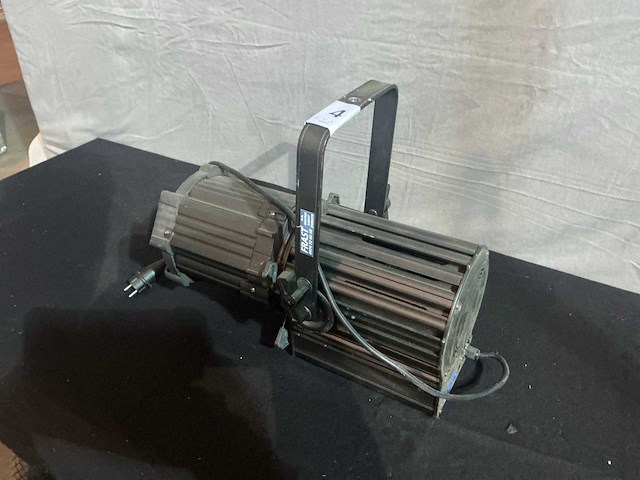 Briteq bt-profile 160 spotlight - afbeelding 2 van  4