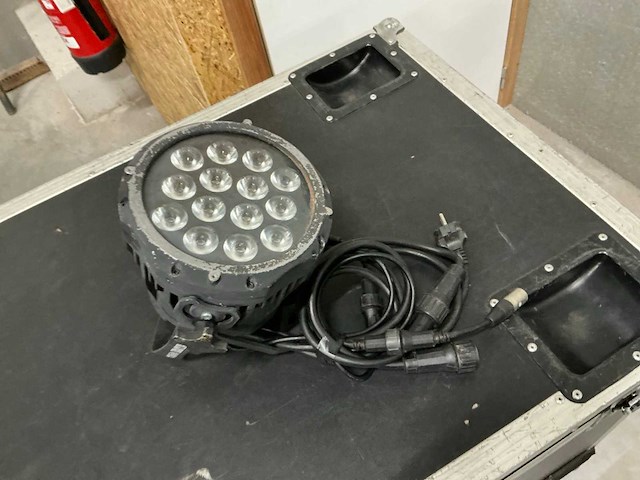 Briteq outdoor led stage beamer (24x) - afbeelding 2 van  5