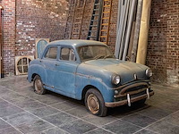 Britse oldtimer 'standard super 10' jaren'50 - afbeelding 12 van  19