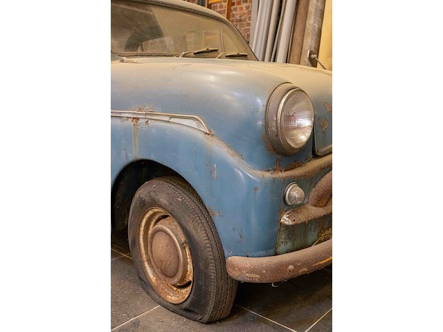 Britse oldtimer 'standard super 10' jaren'50 - afbeelding 18 van  19
