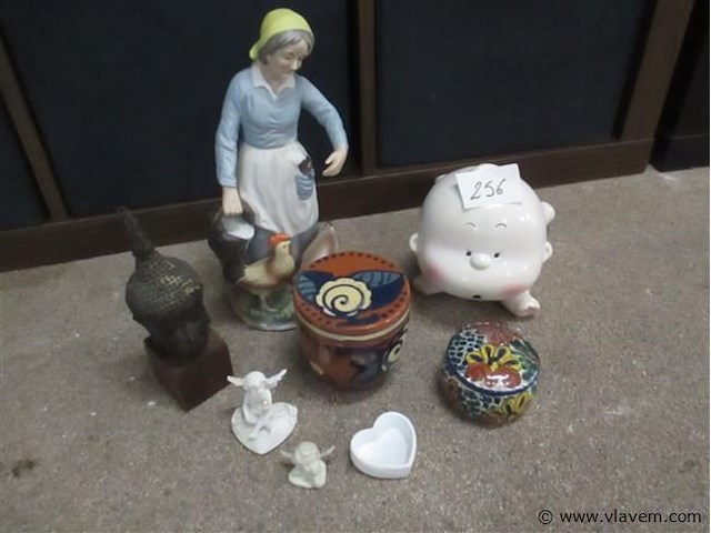 Brocant - afbeelding 1 van  2