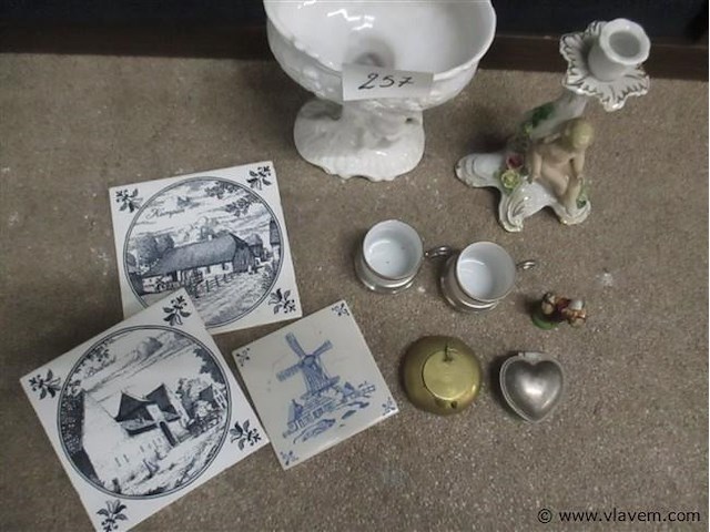 Brocant - afbeelding 2 van  2