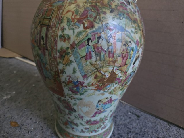 Brocante: chinese vaas (gelijmd!) - afbeelding 8 van  10