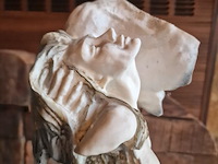 Brocante: curiosa dame in steen - afbeelding 2 van  8