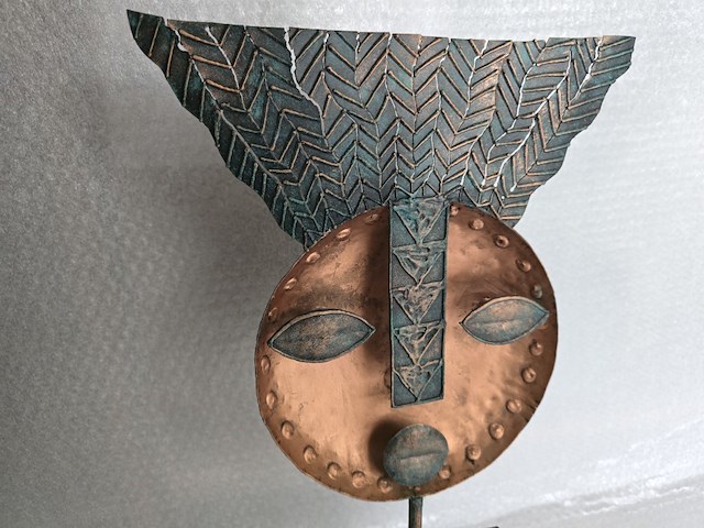 Brocante: handmade tribal art mask - afbeelding 2 van  3