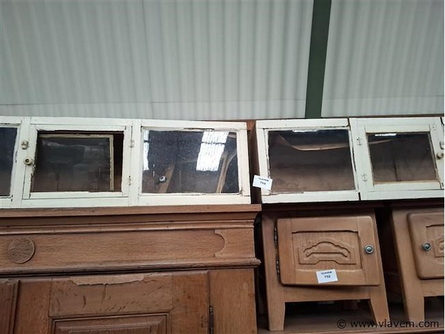 Brocante kastje - afbeelding 1 van  3