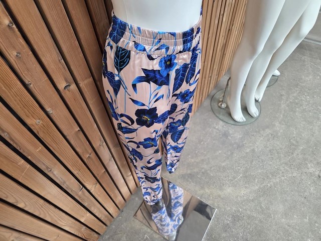 Broek 1 cobalt flower maat xs - afbeelding 3 van  4