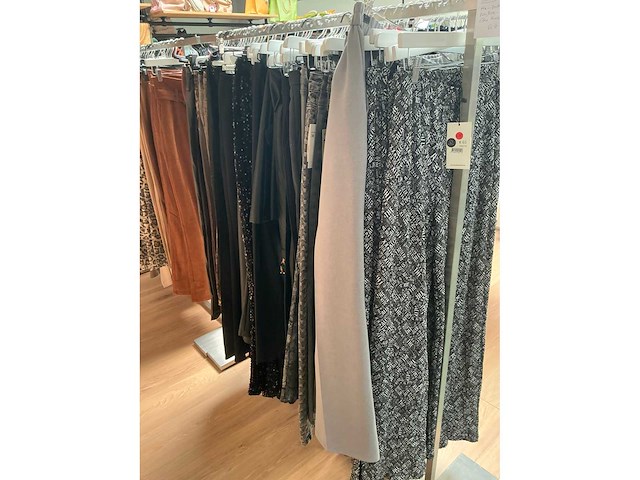 Broek (113x) - afbeelding 1 van  6