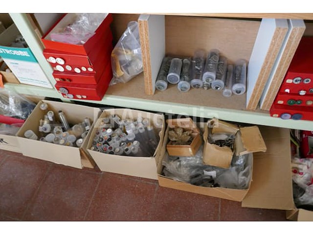 Broekknopen diverse modellen en kleuren - afbeelding 6 van  7