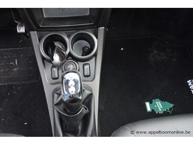 Bromfiets axiam, datum eerste insch 21/12/11, vlgsv43afa3132824, 400cm³, 4kw, diesel, euro2, 23331km, zonder boorddocumenten - afbeelding 9 van  10