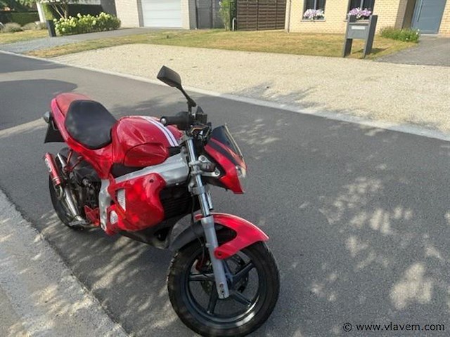 Bromfiets - afbeelding 3 van  8