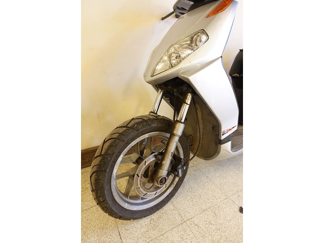 Brommer aprilia - afbeelding 9 van  21