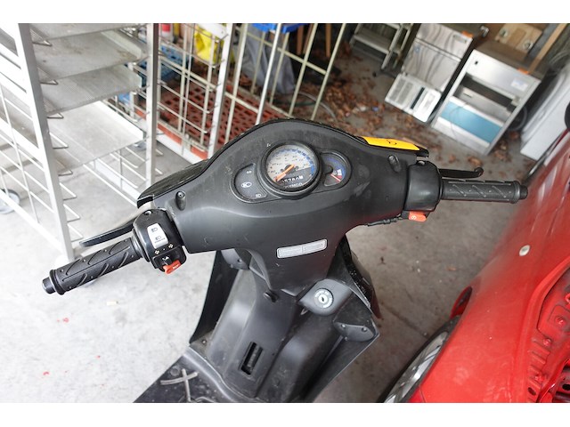 Brommer kymco - afbeelding 3 van  5