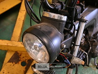 Brommer wrak - afbeelding 6 van  6