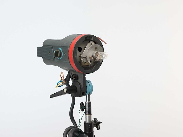 Broncolor pulso f4 flashhead - afbeelding 1 van  6