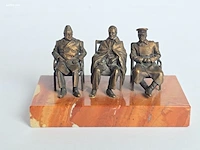 Brons sculptuur "de grote drie van jalta"...
