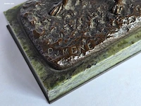 Brons sculptuur van een jachthond op marmeren... - afbeelding 3 van  3