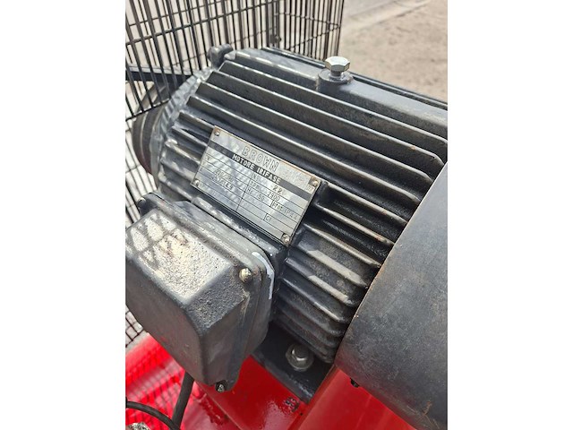 Bronw schroef luchtcompressor - afbeelding 10 van  10