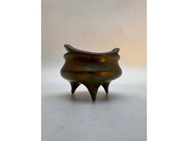 Bronze chinese incense burner - afbeelding 2 van  7