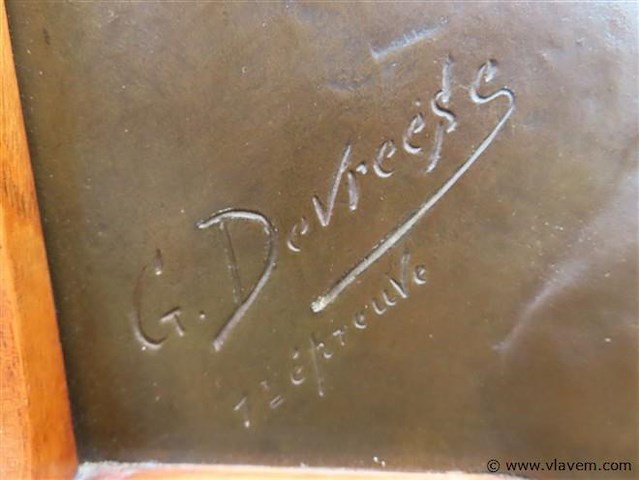 Bronzen basreliëf meisje - afbeelding 4 van  7