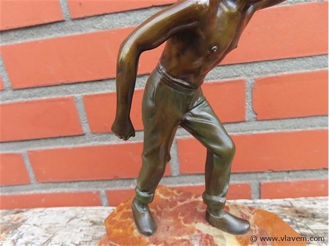 Bronzen beeld mijnwerker - afbeelding 3 van  6