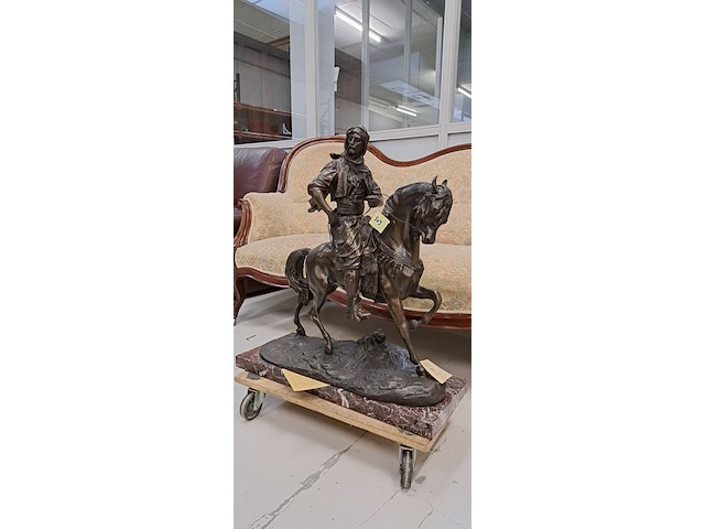 Bronzen beeld van een arabische ruiter - afbeelding 1 van  1