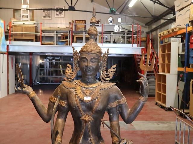 Bronzen beeld vishnu - afbeelding 9 van  16