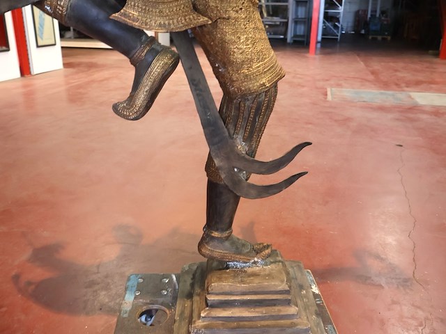 Bronzen beeld vishnu - afbeelding 16 van  16