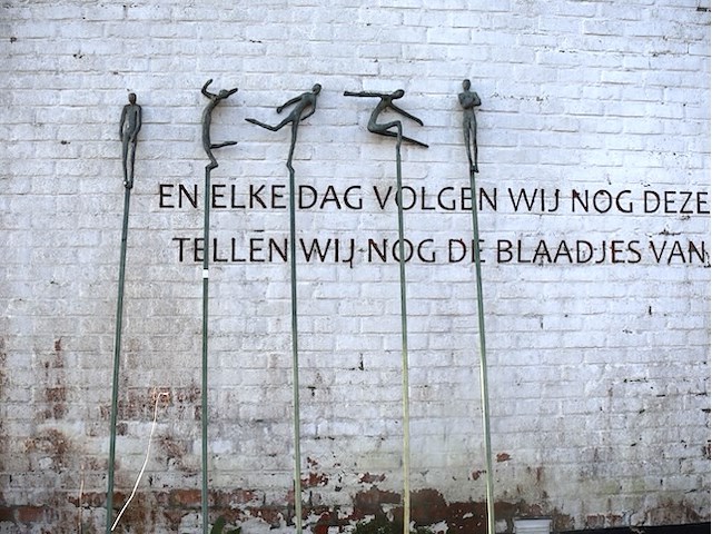 Bronzen beeldjes (x5) - afbeelding 1 van  3