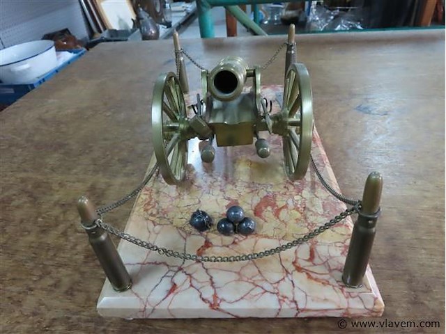 Bronzen kanon op marmeren basis, 32x17cm, h 15cm - afbeelding 5 van  8