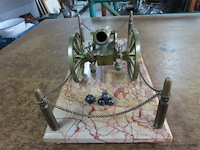 Bronzen kanon op marmeren basis, 32x17cm, h 15cm - afbeelding 5 van  8