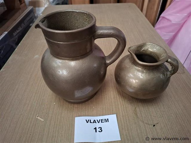 Bronzen kruik - afbeelding 2 van  2