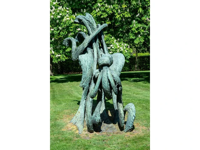 Bronzen monumentale compositie met mensfiguur en... - afbeelding 4 van  16