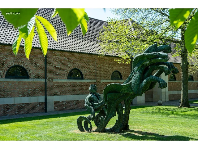 Bronzen monumentale compositie met mensfiguur en... - afbeelding 6 van  16