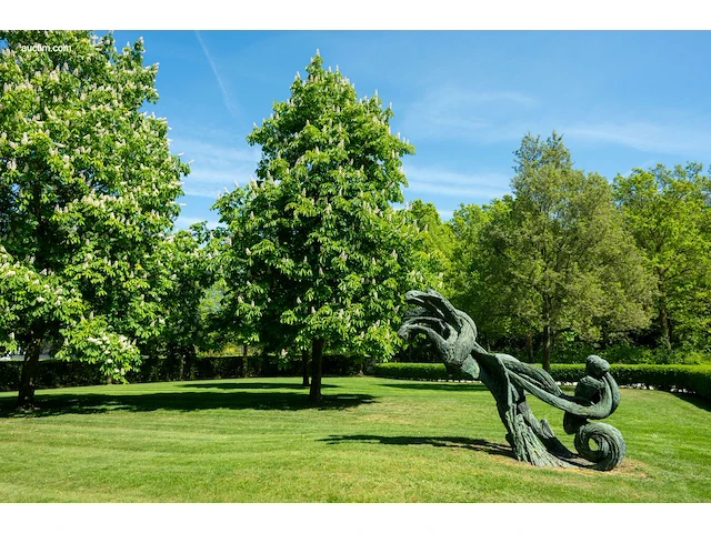 Bronzen monumentale compositie met mensfiguur en... - afbeelding 9 van  16