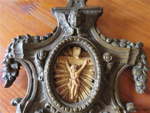 Bronzen relikwie jezus - afbeelding 3 van  7