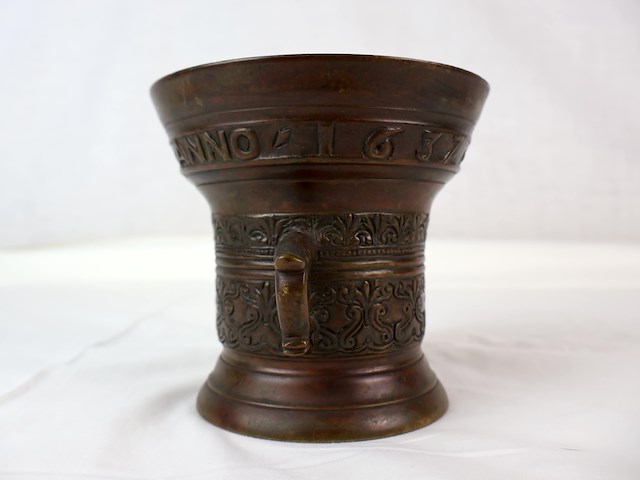 Bronzen vijzel - afbeelding 5 van  8