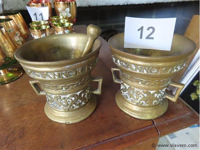 Bronzen vijzels, 1 stamper - afbeelding 1 van  3