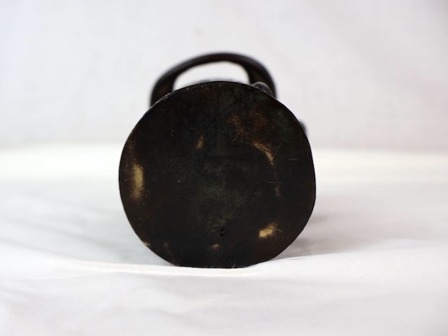Bronzen wijwateremmer - afbeelding 7 van  7