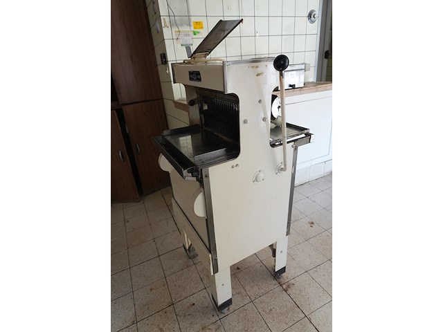 Broodsnijmachine - afbeelding 1 van  6