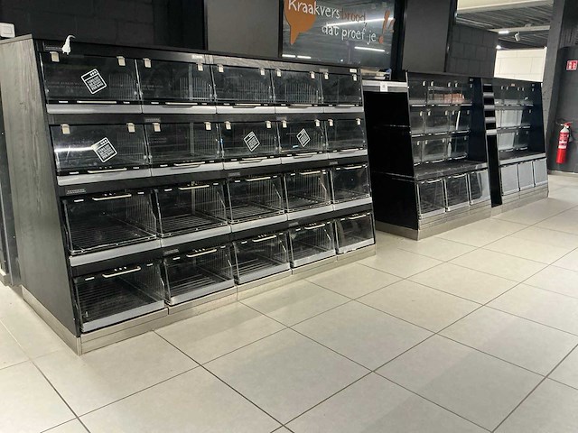 Broodstand en winkelrek - afbeelding 1 van  7