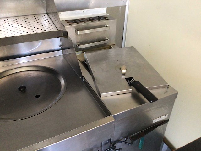 Broos - foodtruck - afbeelding 9 van  31