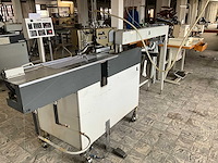 Brother bas500 knoopsgatenautomaat - afbeelding 1 van  13